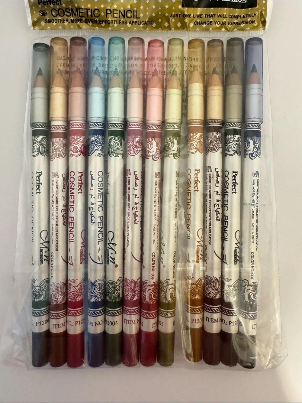 Me now Cosmetic Lip Eyeliner Pencil Set Includes 12 Vibrant Colors
